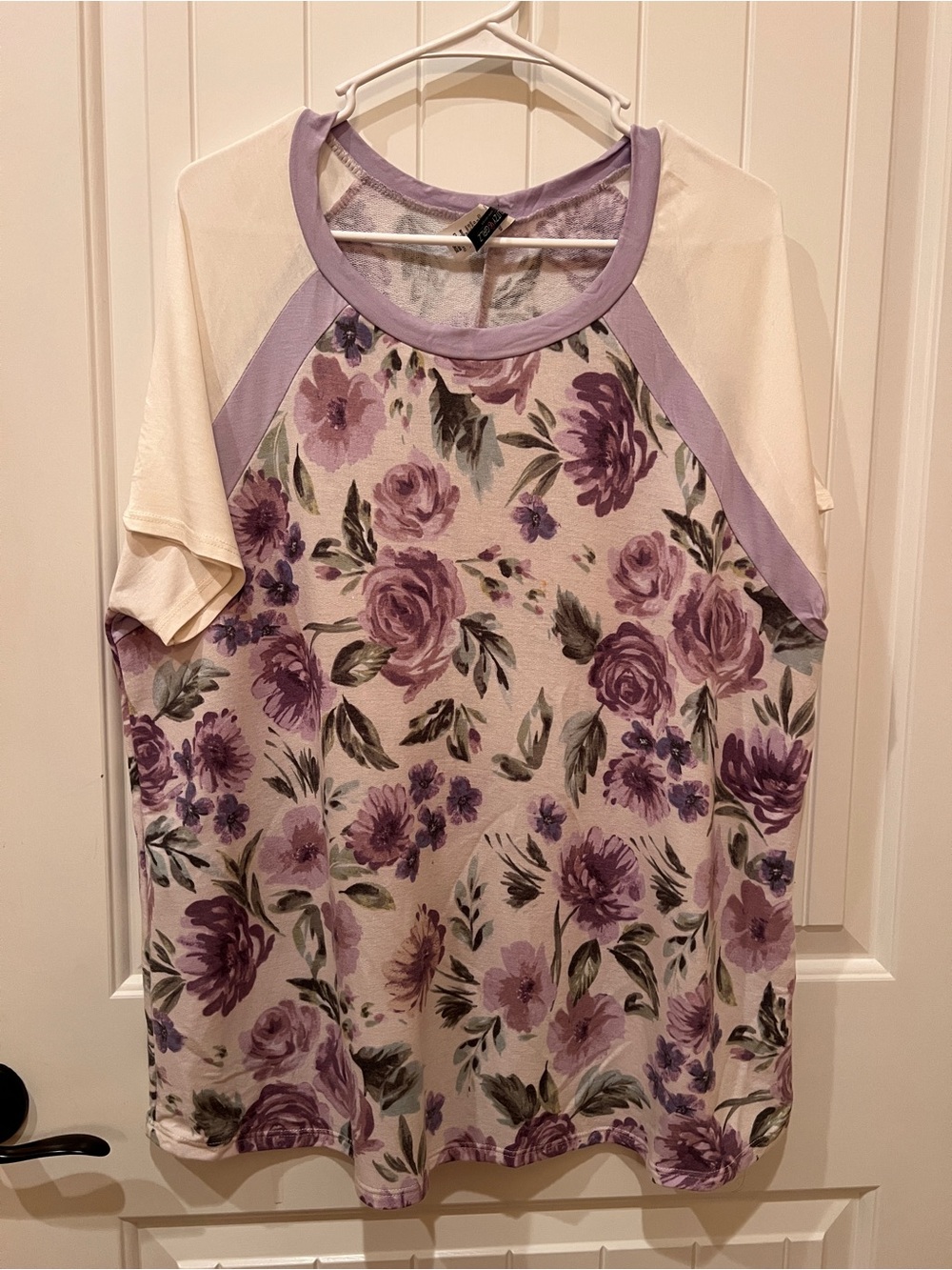 Floral raglan tee shirt XL